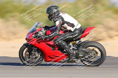 media/Nov-17-2023-Apex Assassins (Fri) [[c4a68d93b0]]/5-Trackday 2/7-Session 4 (Turn 8 Speed)/